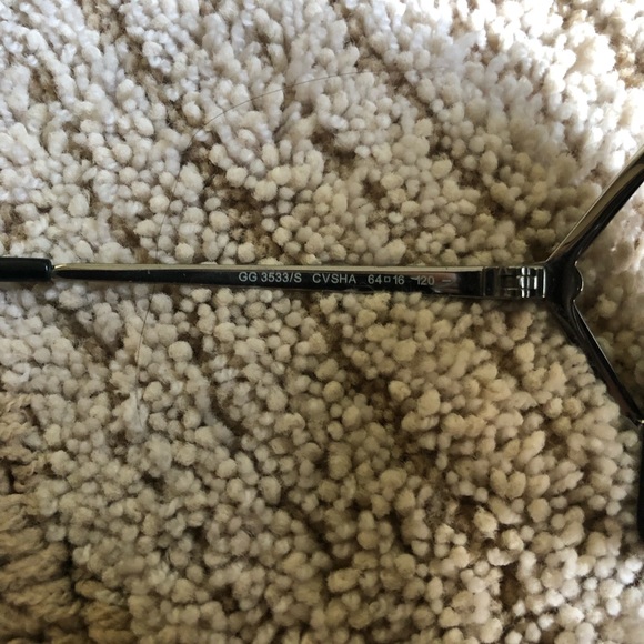 Gucci Sunglasses - Picture 6 of 8